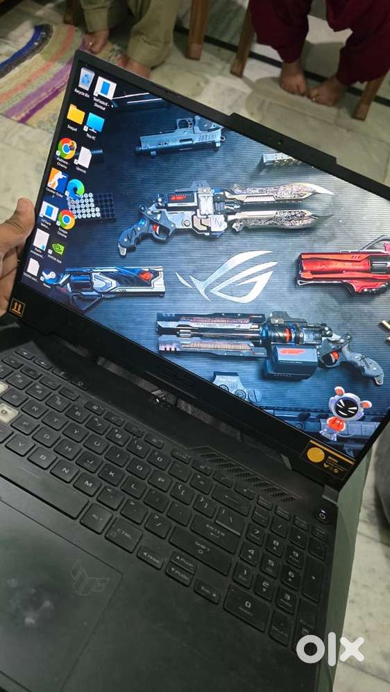 Asus dash f-15 gaming leptop