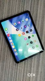 Ipad 10th gen 64gb wifi only still in warranty 8 months old ipad