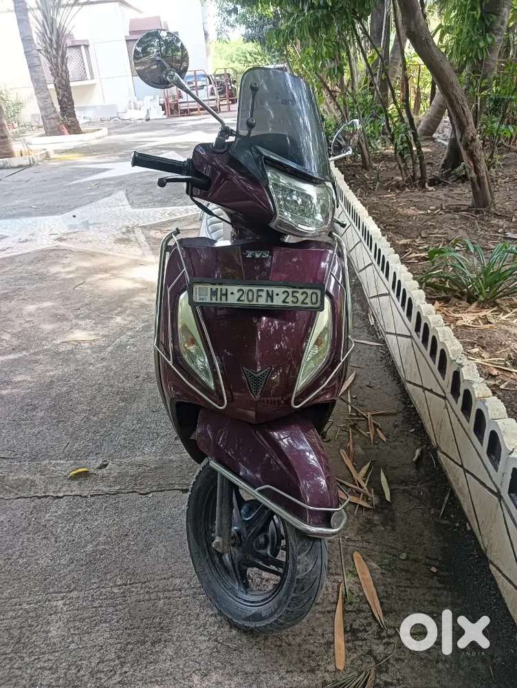 TVs Jupiter zx model 2020 BS4 carbetter wali