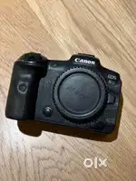 Canon eos R5 water damaged not working