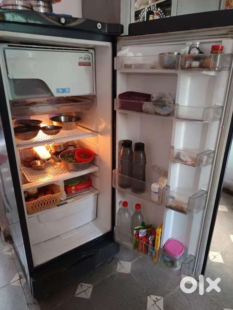 Godrej Refrigerator - GDE 23 DS4/2012