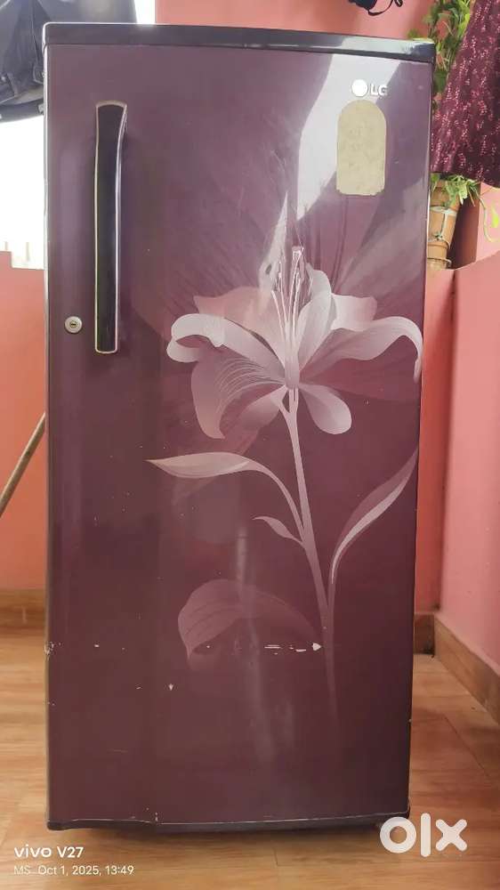 LG FRIDGE -  Excellent Condition
