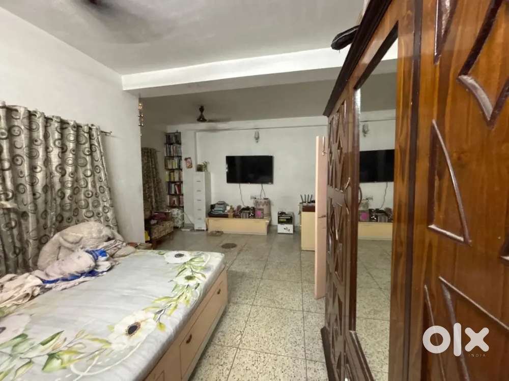 Semi-furnished Flat in good condition