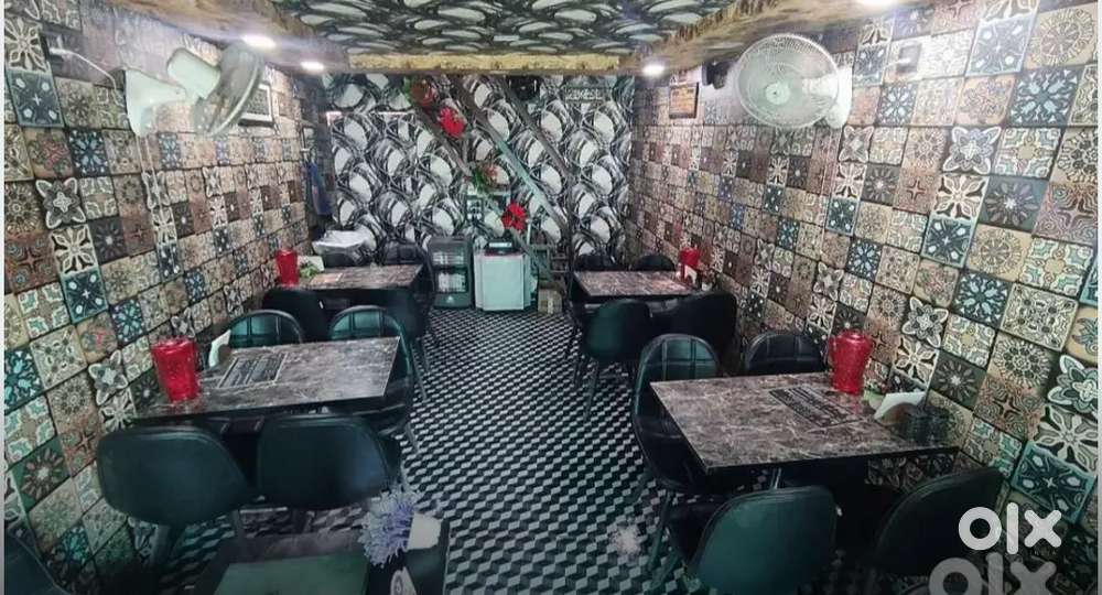 SHOP ON MAIN ROAD FOR RENT