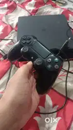 Ps4 slim 1 tb with controller
