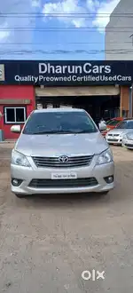 Toyota Innova 2.5 V 7 STR, 2012, Diesel
