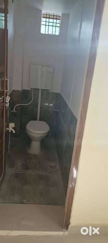 Main road Aliganj mai sec M mai