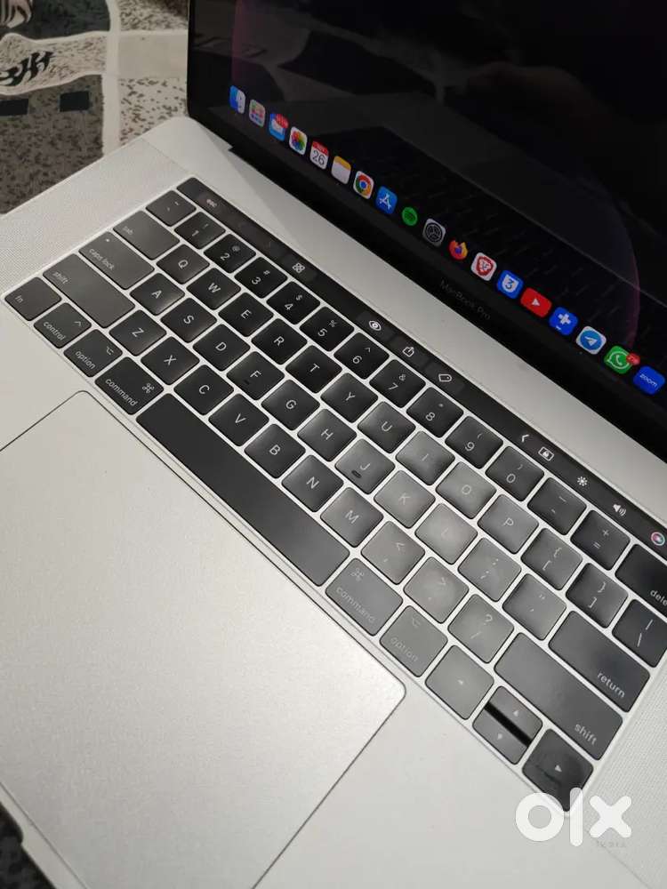 Macbook pro 1707