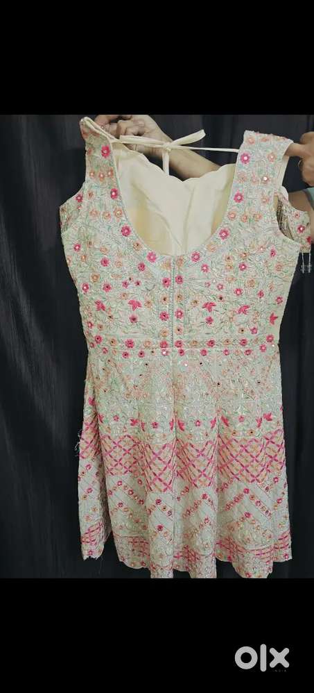 Brand New Embroidered Suit – Unused