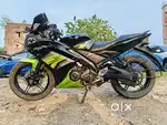 Yamaha R15(S)