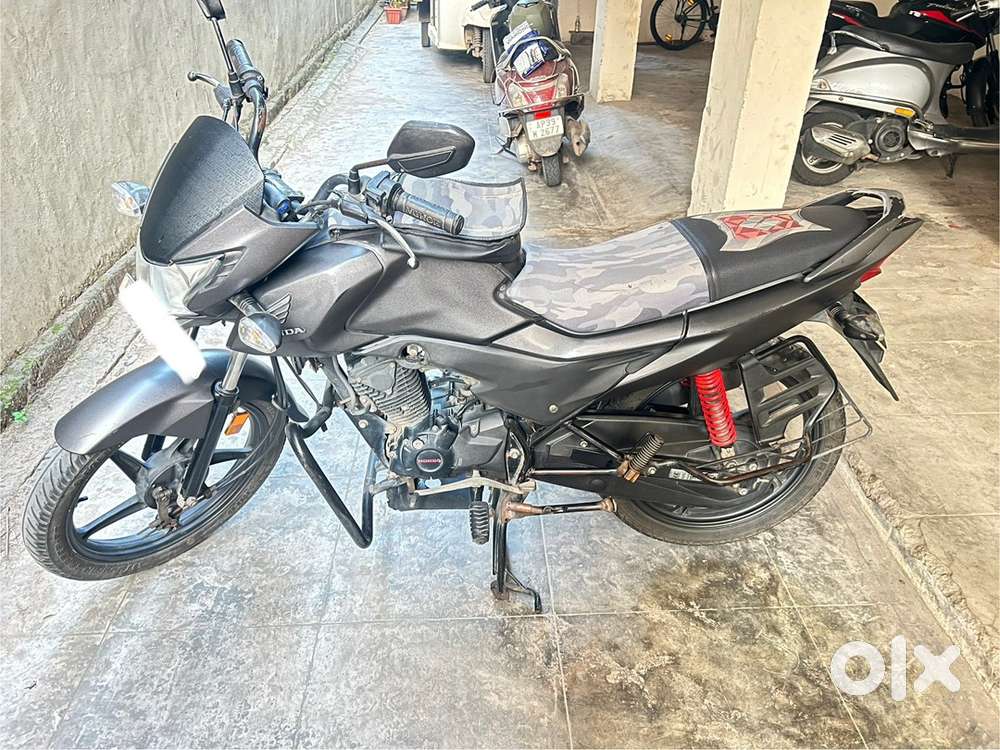 Honda livo. Excellent condition.