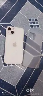 Iphone 13 in mint condition (white)