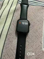 Watch SE 44mm
