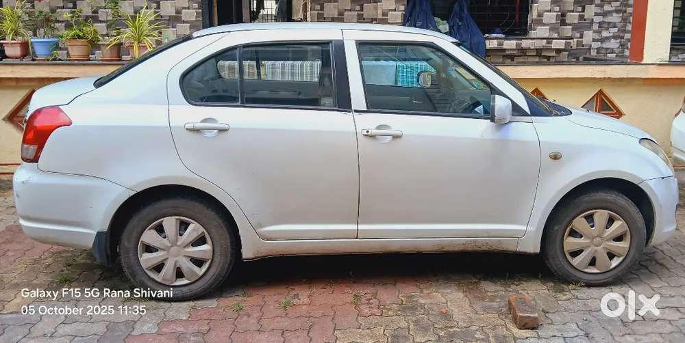 Maruti Suzuki Swift Dzire VXI Petrol and CNG 2011 Model
