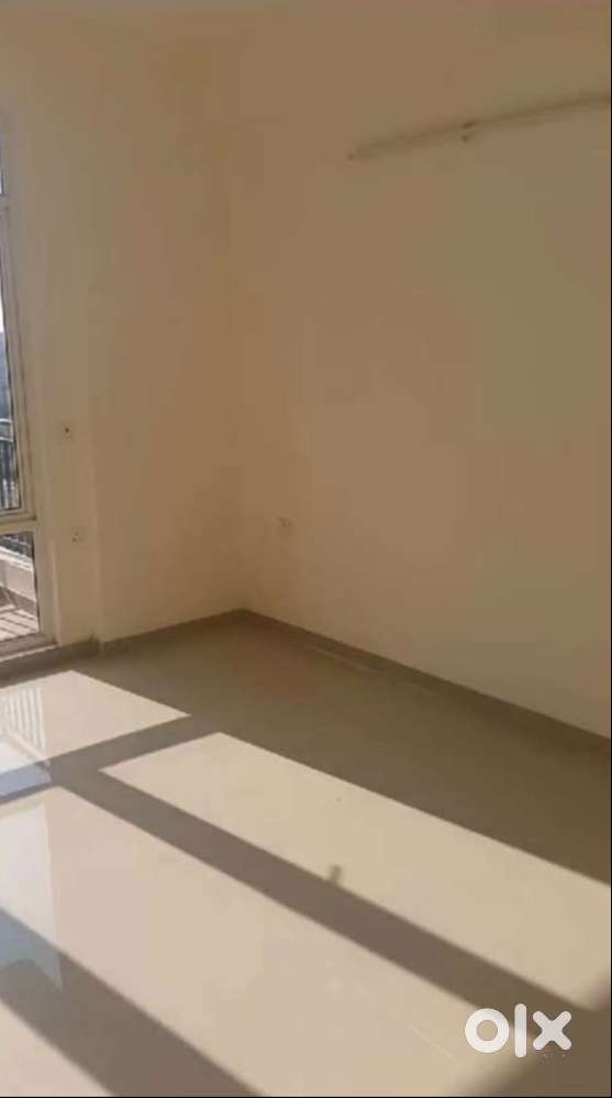 Brand-New 3 BHK with Riverfront Views in Omaxe!