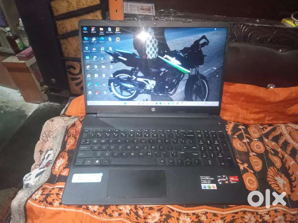 HP 15s Laptop