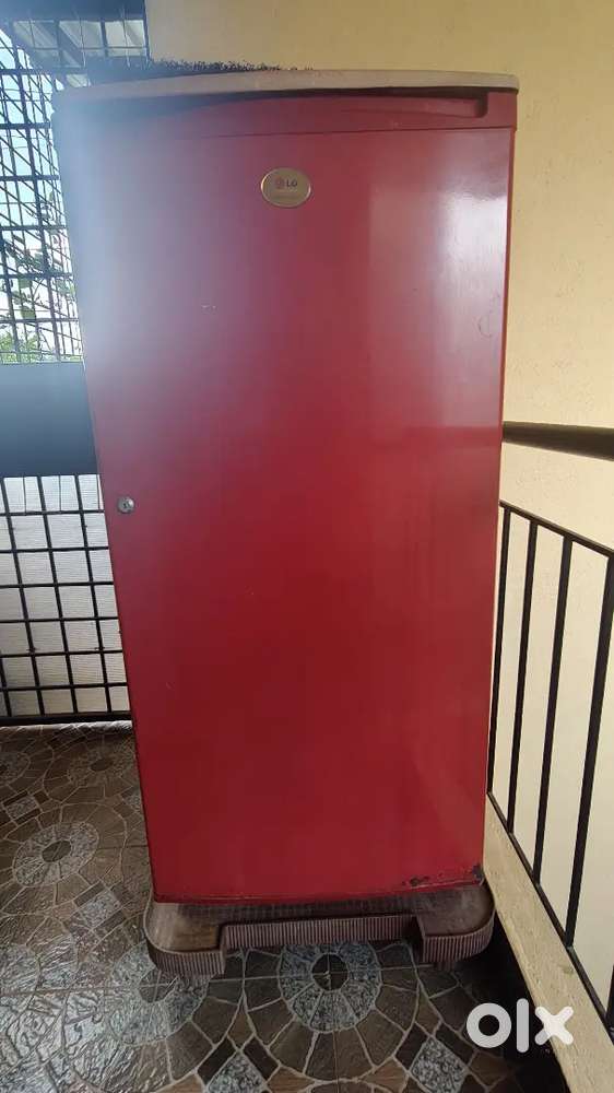 LG Fridge for sale