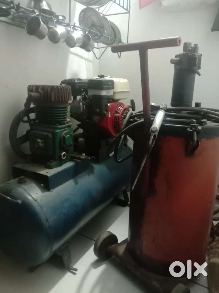 Greasing machine compressor machine Honda machine set