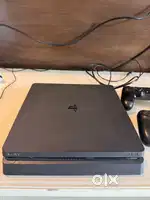 SONY PS4 2018 BOUGHT - WITH TWO CONTROLLERS