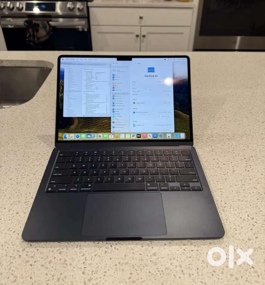 Apple MacBook Air 13 inch 2024 M3 8GB RAM 256GB SSD 8-Core GPU