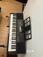 Casio Keyboard with stand