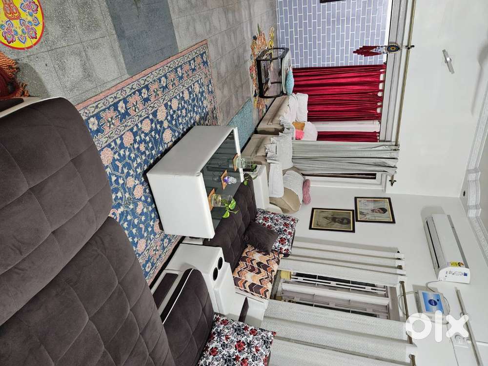 Independent ground floor for rent