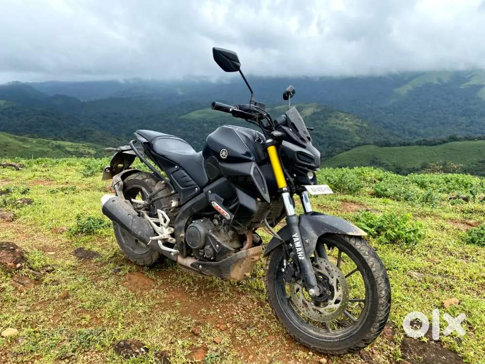 MT-15 bs6 urgent sell 3rd owner well maintained