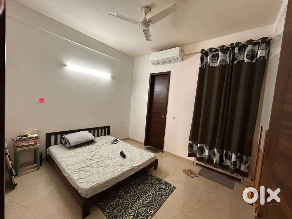 Flat available 1bhk furnished