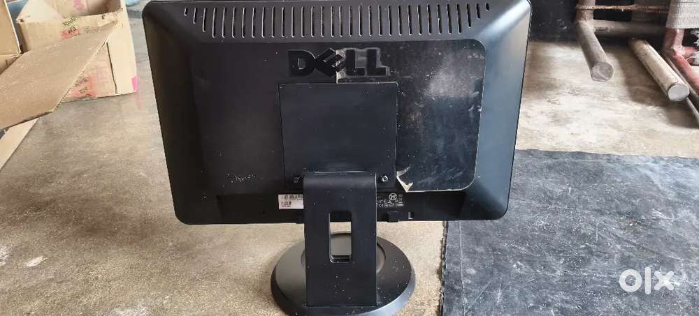 Monitor, cpu, mouse, keyboard full on mode