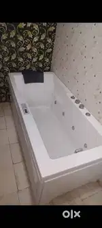 Jacuzzi bathtub