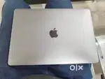 MacBook Air M1 (2020) – Good Condition – Minor Display Lines