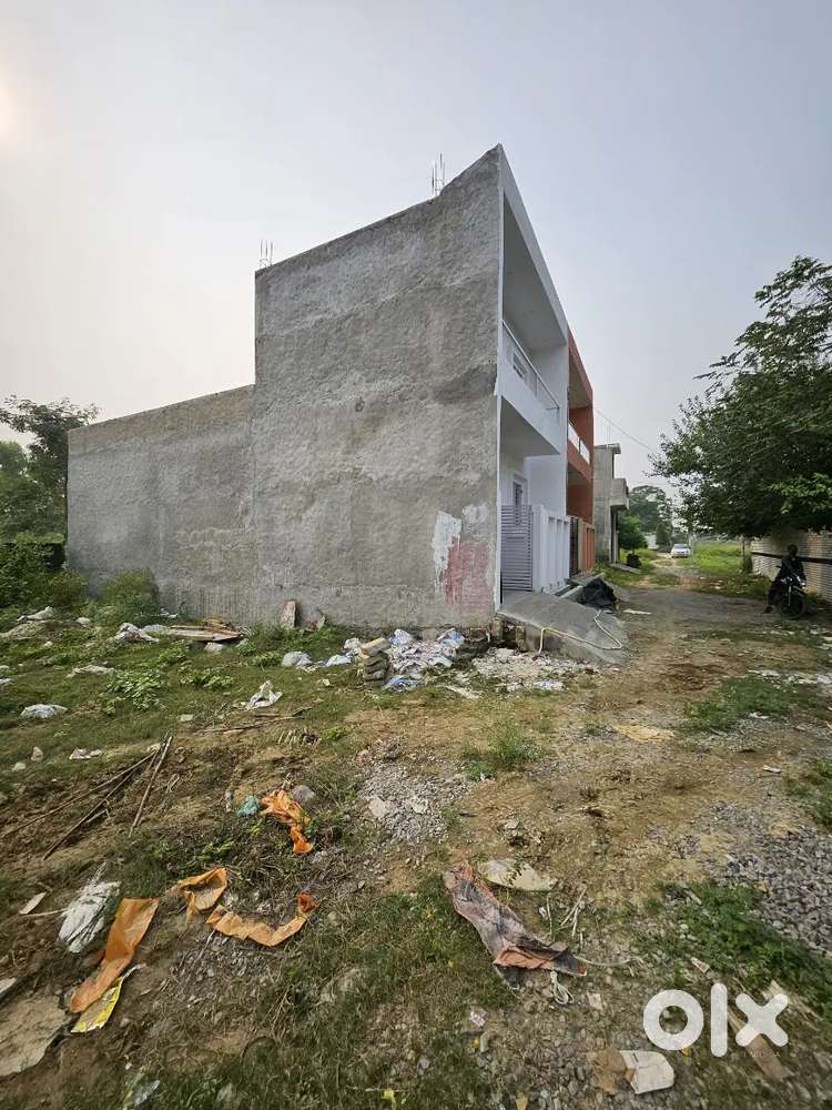 Plot Near Amity University Lucknow