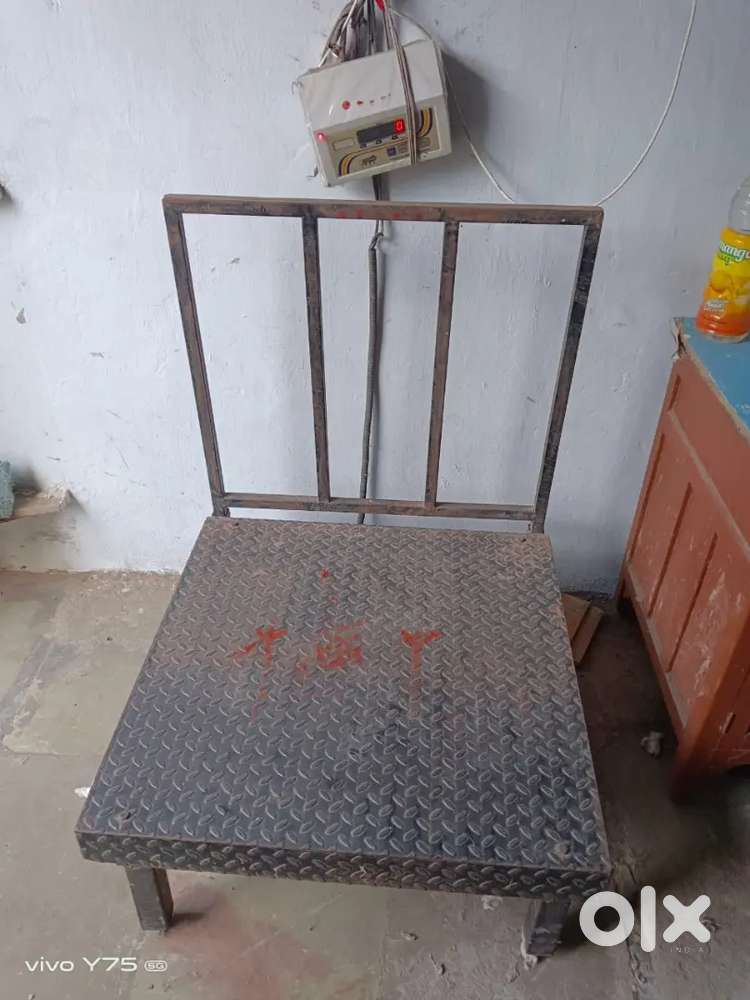 Weighing scale machine for industry