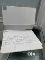 i Pad Pro 13 inch Magic Keyboard Case