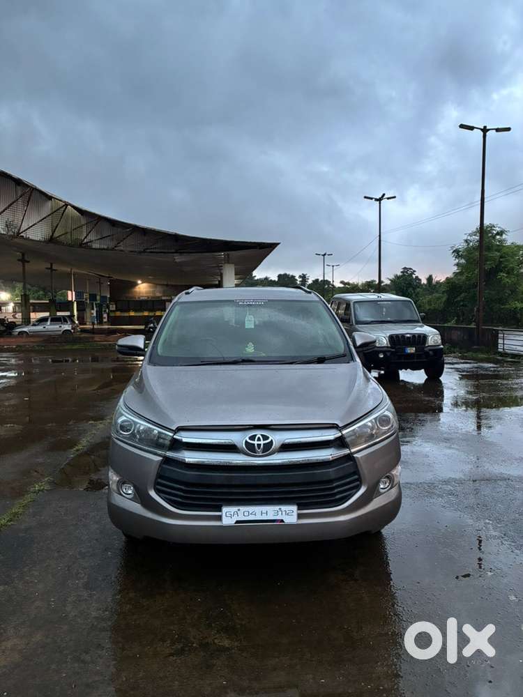 Toyota Innova Crysta 2018 Diesel Well Maintained