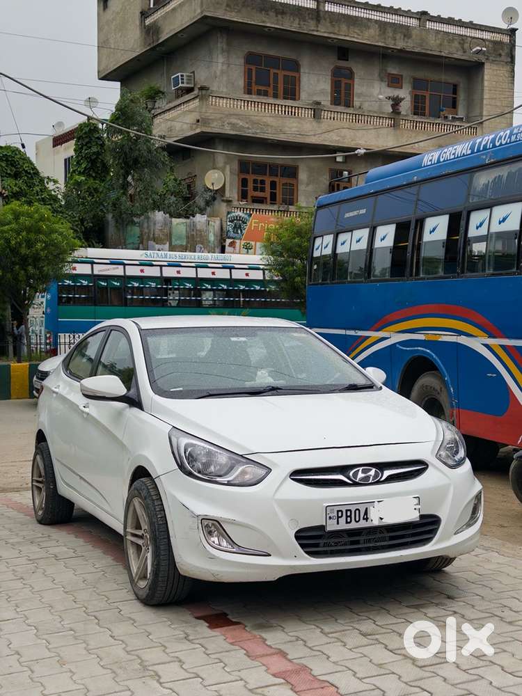 Hyundai Verna 2012 Diesel 175000 Km Driven