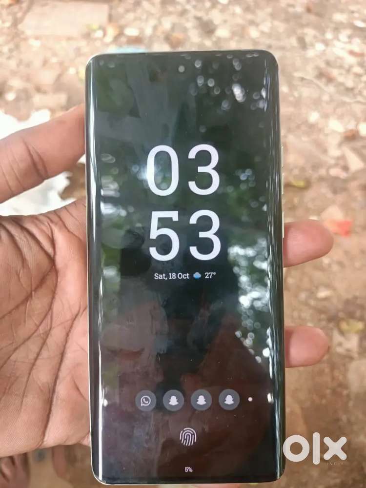 Moto edge 40