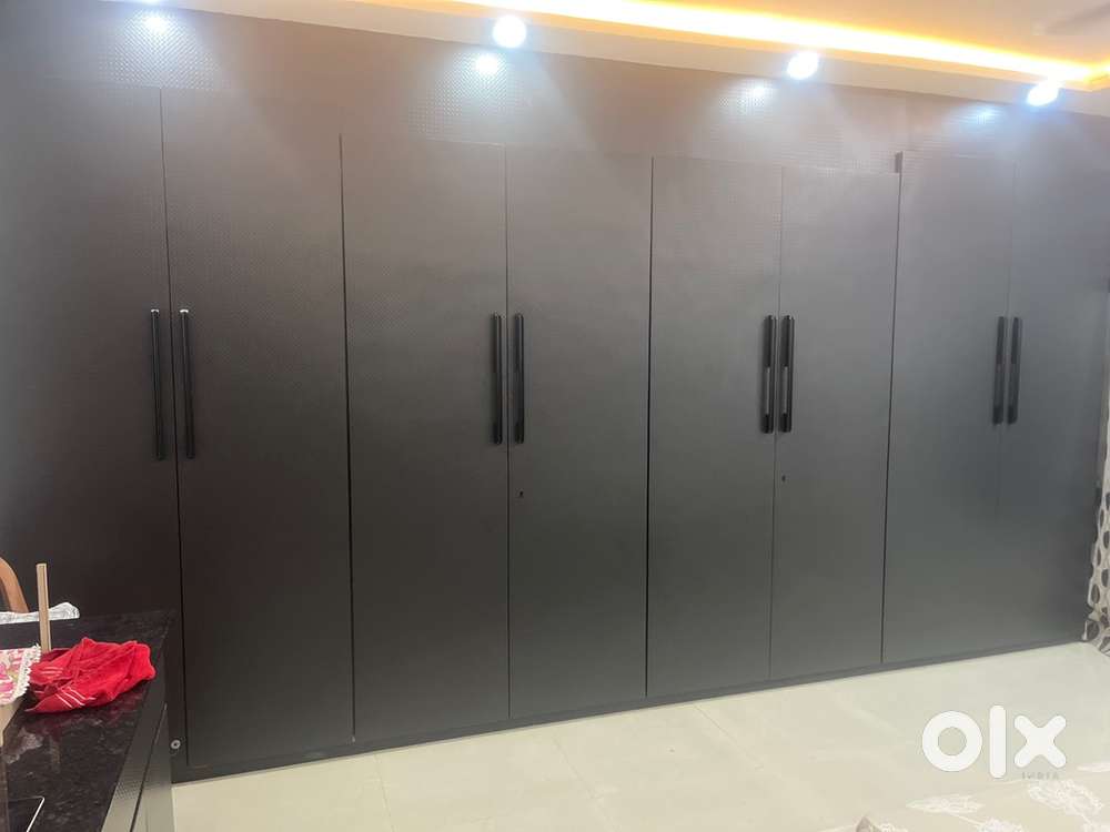 Fully furnished 3 bhk flat