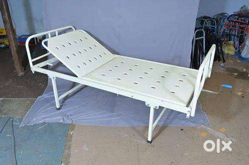 Hospital bed without mattress with all accessories