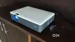 Projector Sanyo PLC-XU75