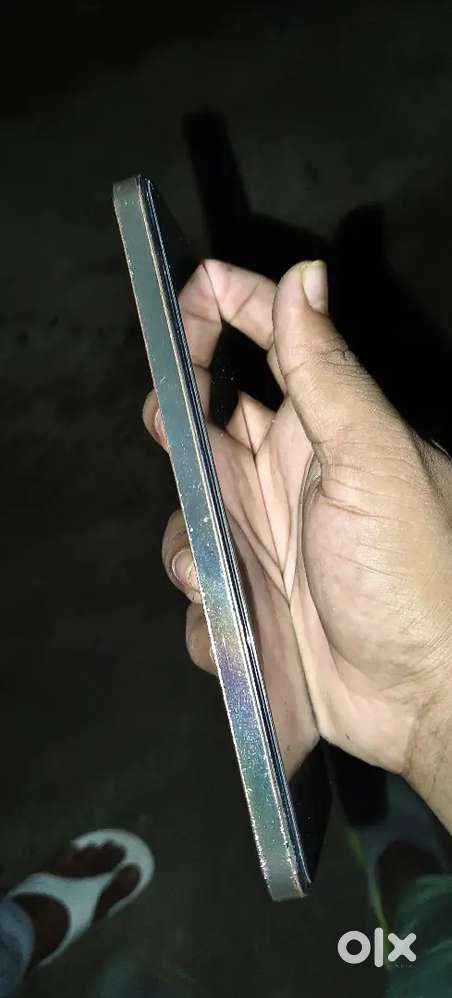 Vivo y200e 5g bill box available