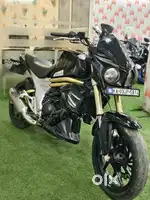 Mahindra mojo Xt 300 it's single owner bike with exhaust 2017 model
