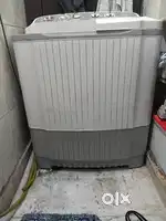 Washing machine semi automatic LG 7 KG