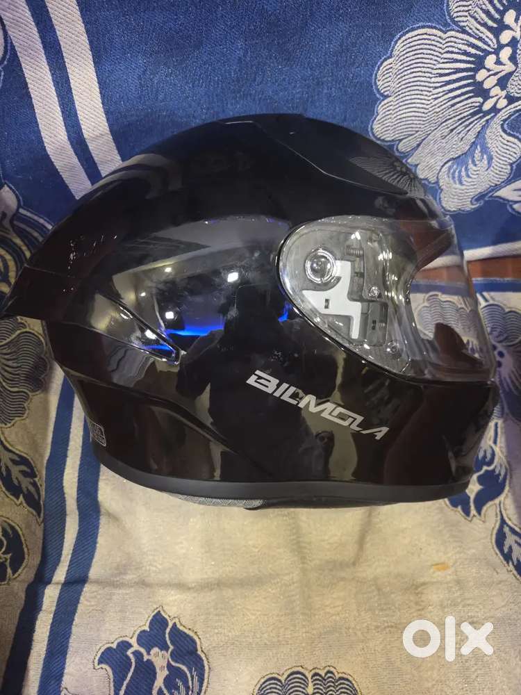 The Bilmola Rapid RS Solid Gloss Black helmet