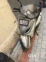 Sparingly lady used honda activa limited edition 5G