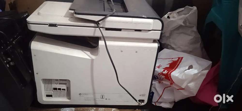 Female staff wanted computer knowledge