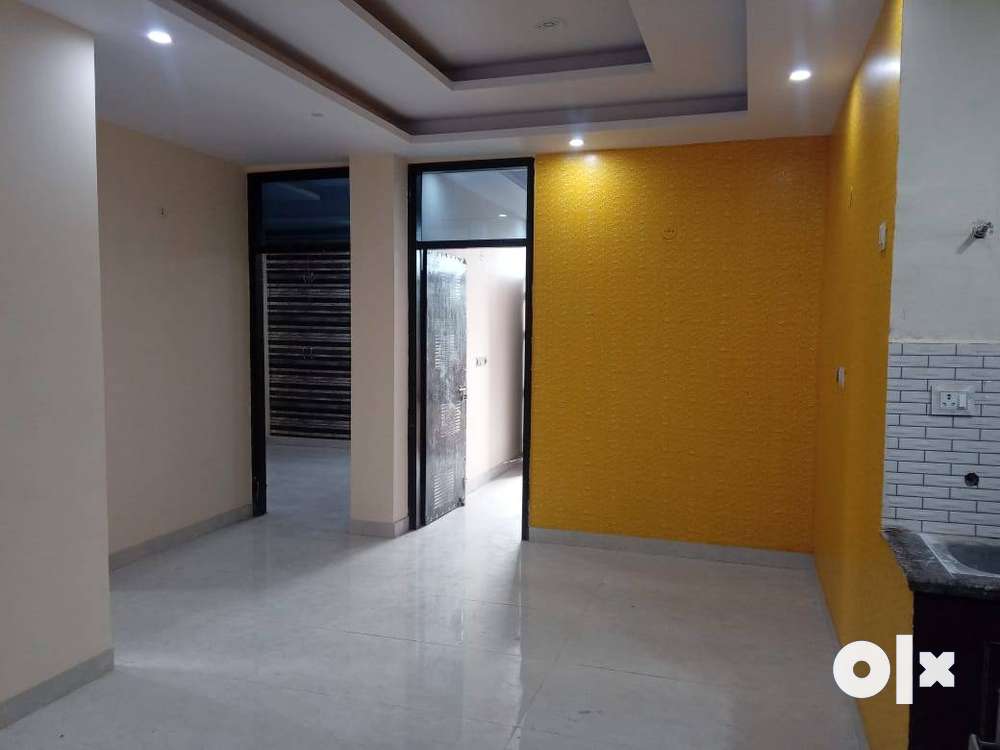 Beautiful location pe 2 Bhk # With lift and all # Sec 20 Noida Ext.