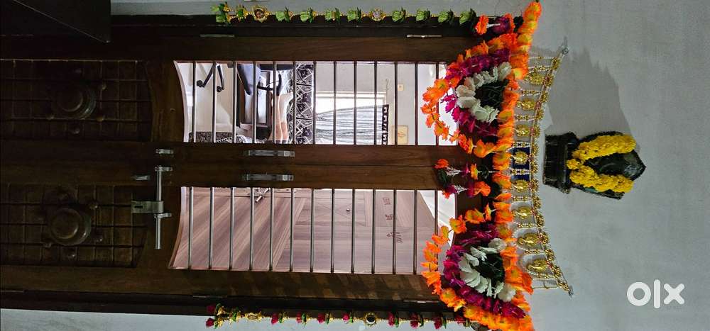 Fully furnished flat for bachelor