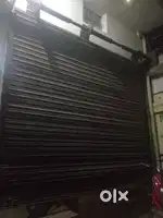Rent par shop Khali hai