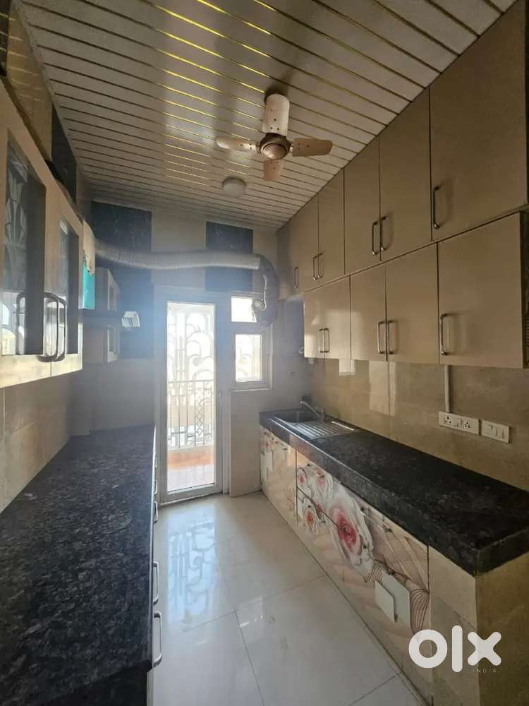 3bhk semi furnished luxury flat in Vrindavan Yojna